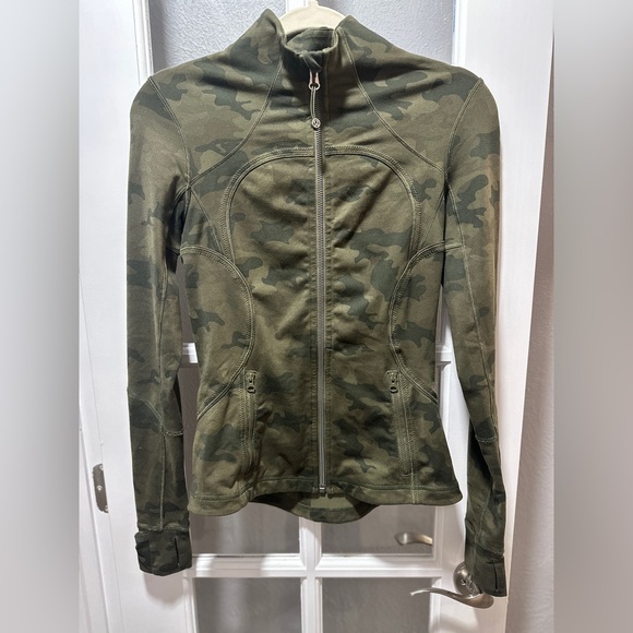 Lululemon Forme Jacket *Cuffins Savasana Camo 20cm Fatigue Green - Picture 3 of 11